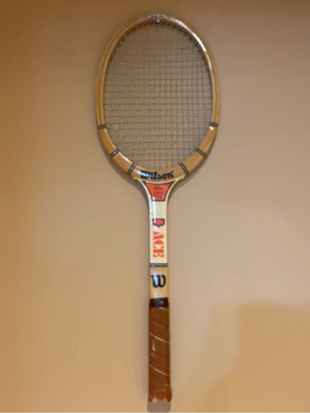 Wilson Billie Jean King ACE Strata-Bow Vintage Tennis Racket - Picture 4 of 15